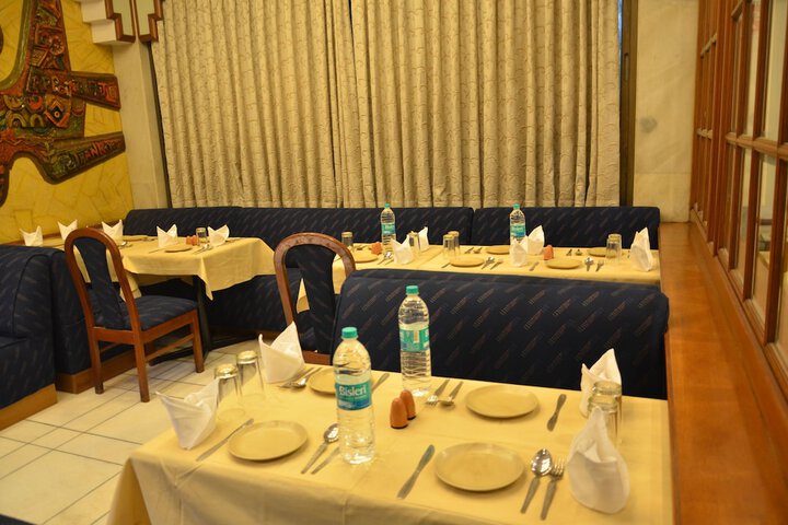 Dining 47 of 57