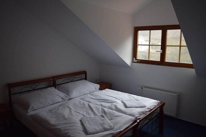 Room 20 of 90