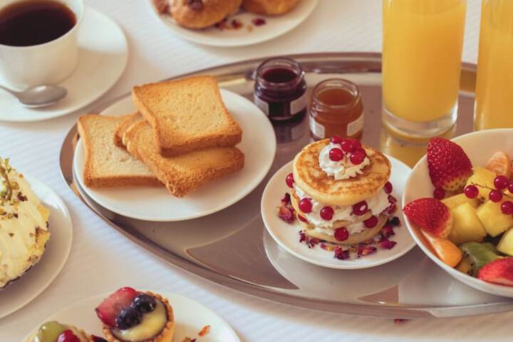 Breakfast/Coffee Service 55 of 61