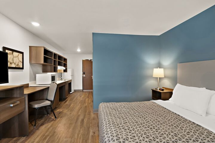 Room 9 of 29