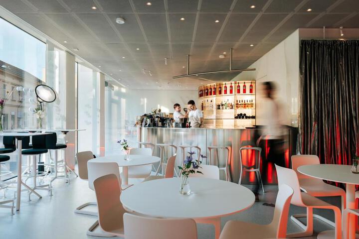 Dining Photos