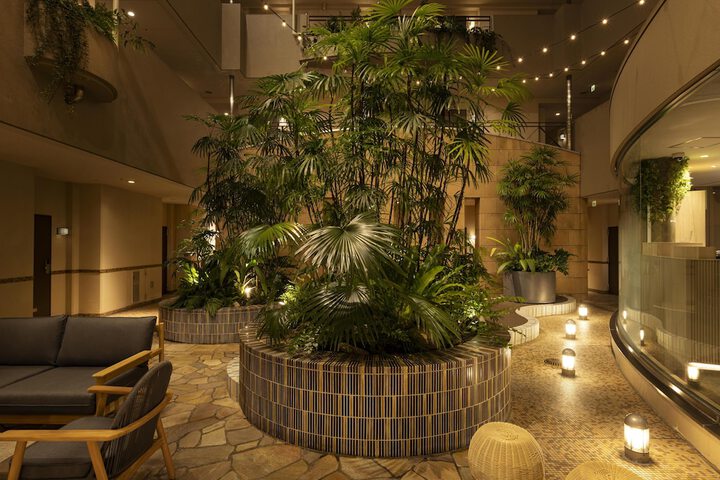 Hotel Lobby