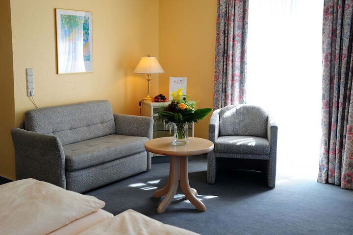 Room 13 of 31