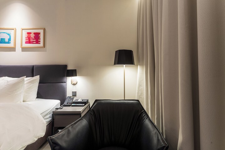 Room 26 of 55