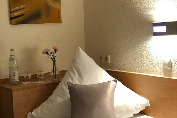 Room 25 of 44