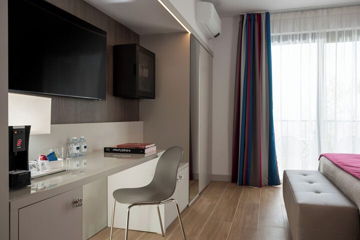 Room 25 of 85