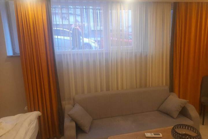 Room 14 of 30