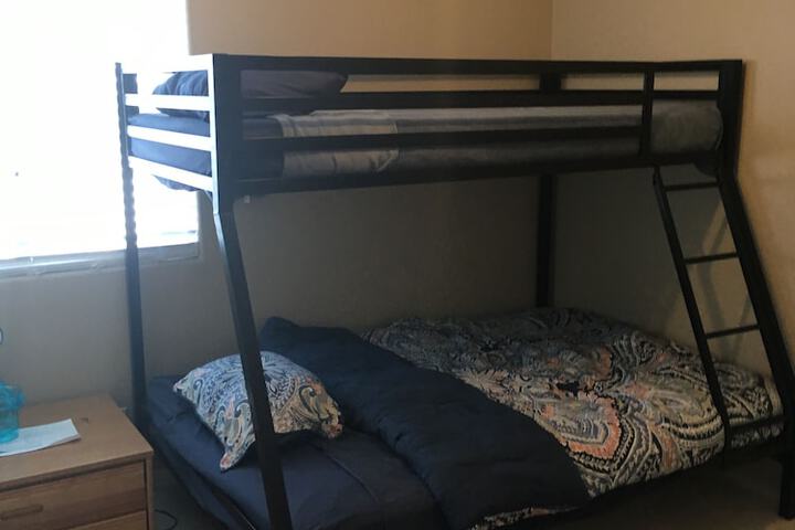 Room 5 of 30