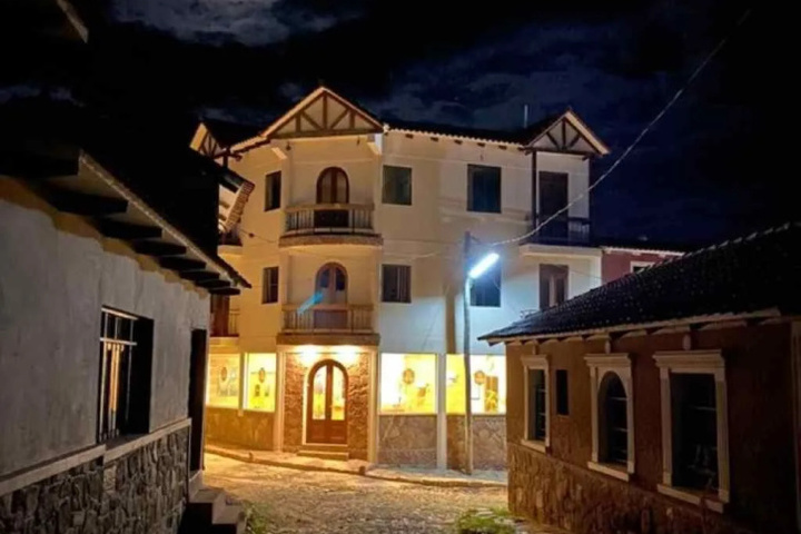 Hotel 5 of 9