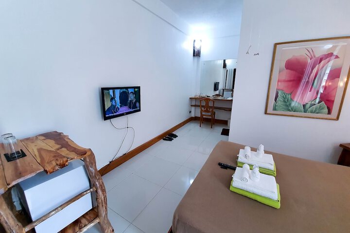 Room 20 of 165