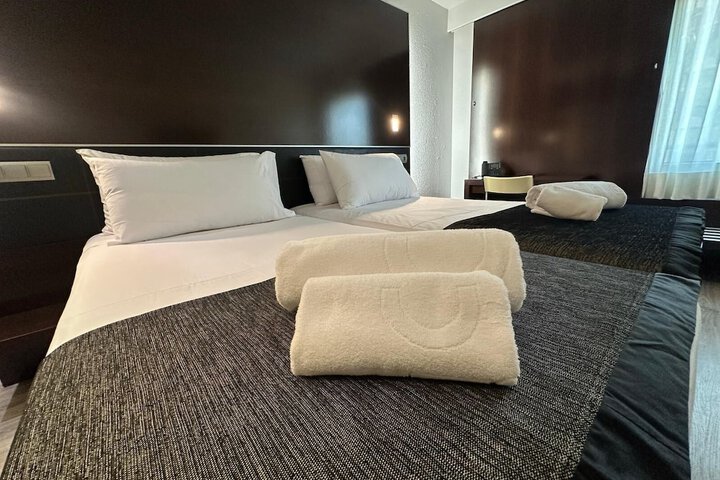 Room 5 of 53