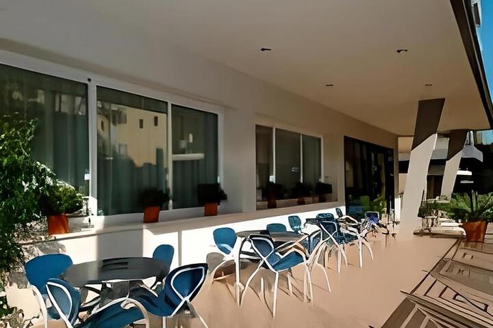 Photo 16
