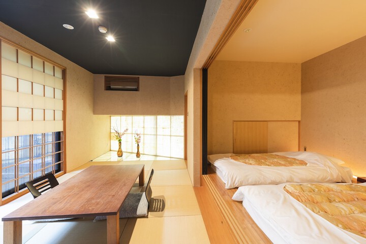 Room 18 of 50