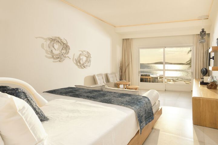 Room 60 of 199