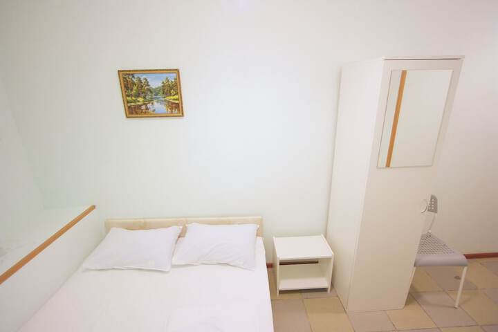 Room 49 of 73