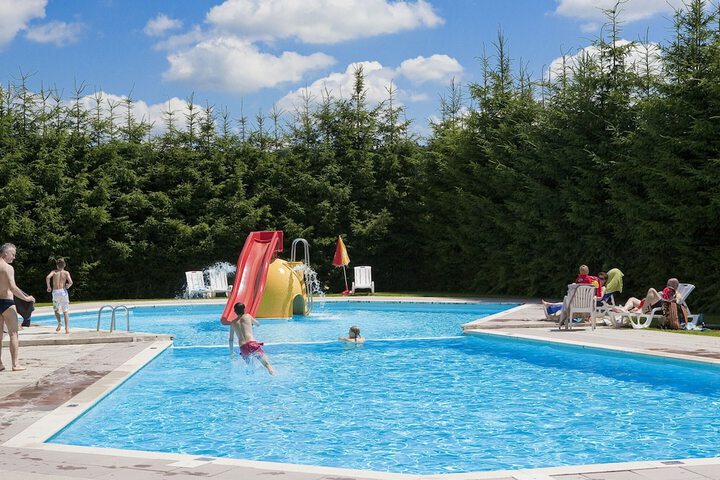 Pool 16 of 38