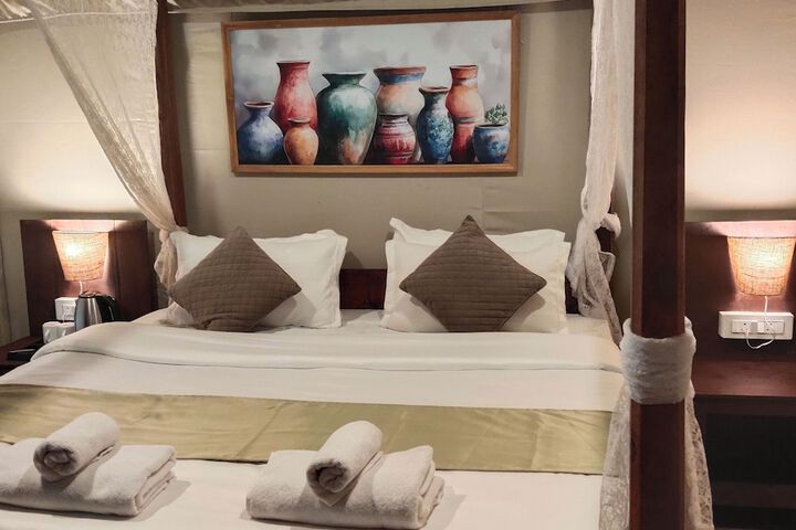 Room 2 of 46