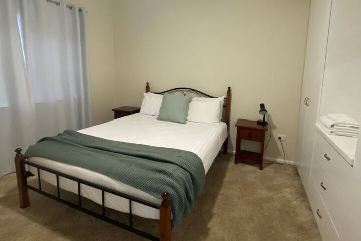 Room 12 of 73