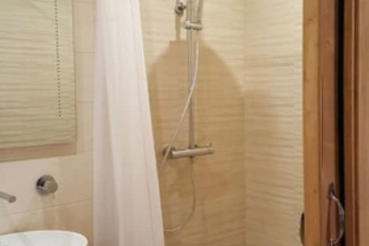 Bath Interior