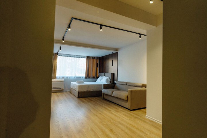 Room 25 of 50