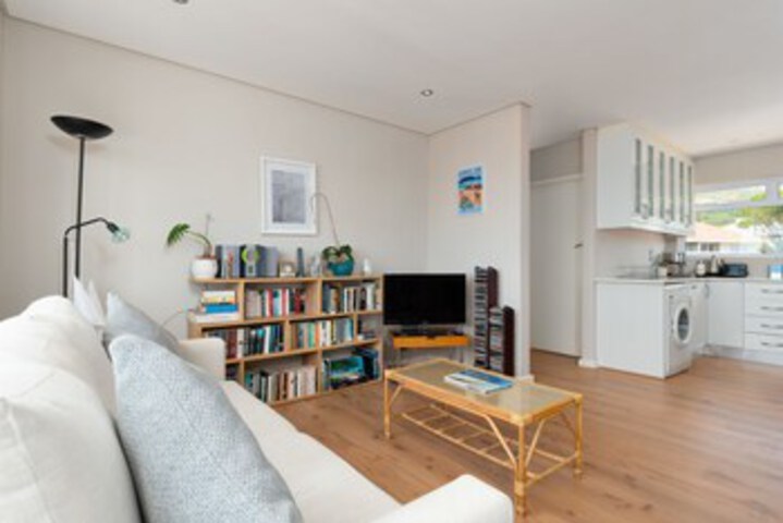 Room 6 of 21
