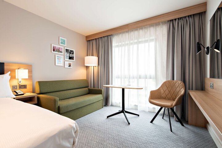 Room 14 of 69