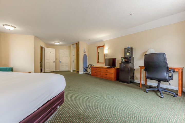 Room 15 of 29