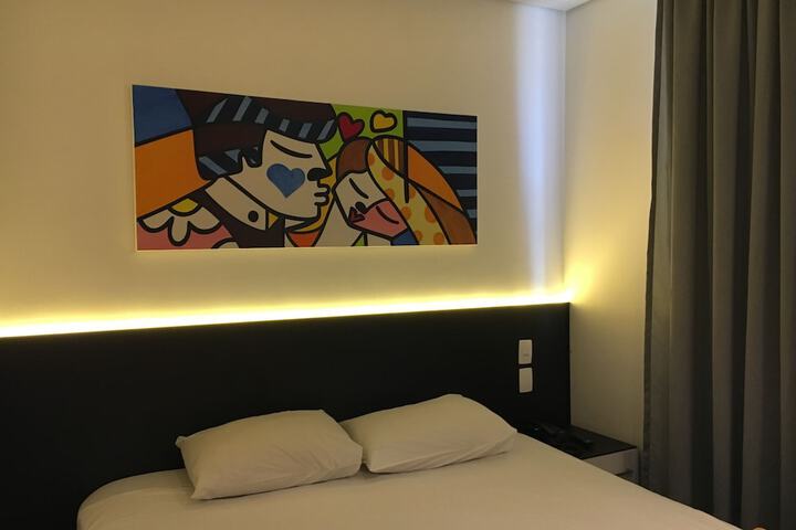 Room 16 of 43