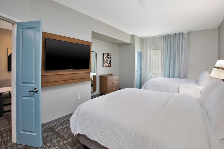 Studio Suite King Bed (10 of 17)