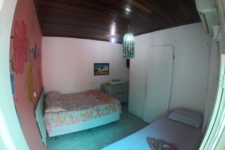 Room 12 of 41
