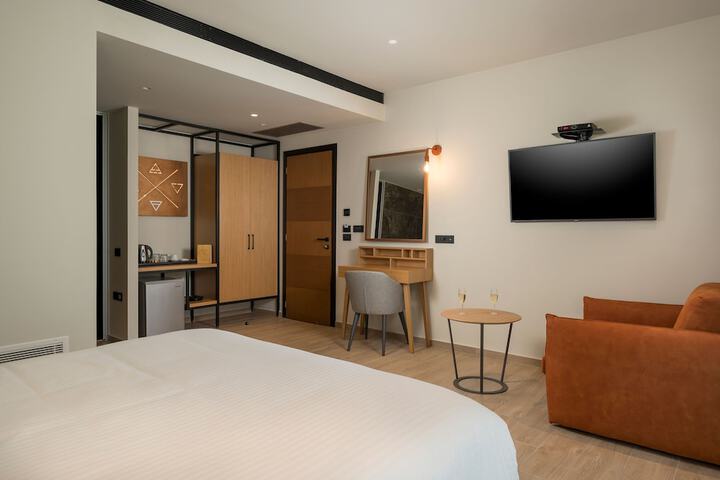 Room 7 of 147