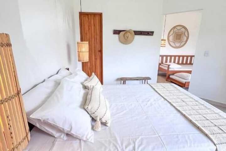 Room 4 of 46