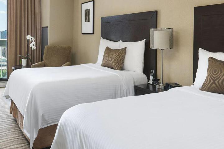 Executive Room 1 King Bed (8 of 22)