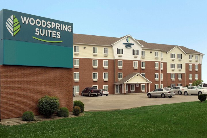 WoodSpring Suites Louisville Clarksville in Jeffersonville, IN
