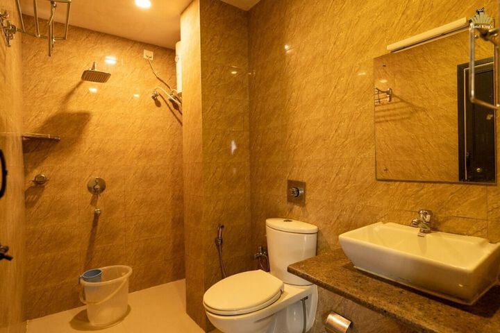 Room 14 of 20
