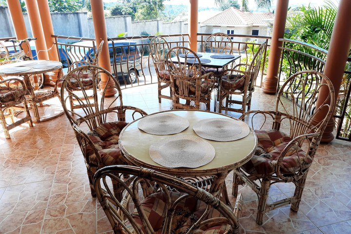 Sundeck 70 of 85