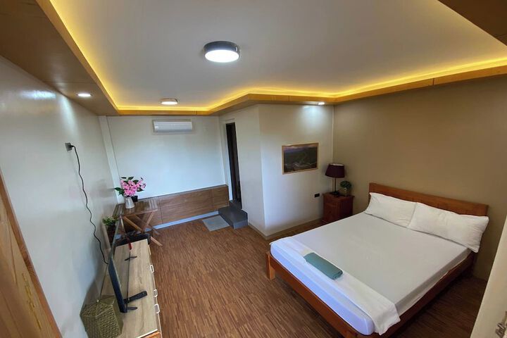 Room 18 of 55