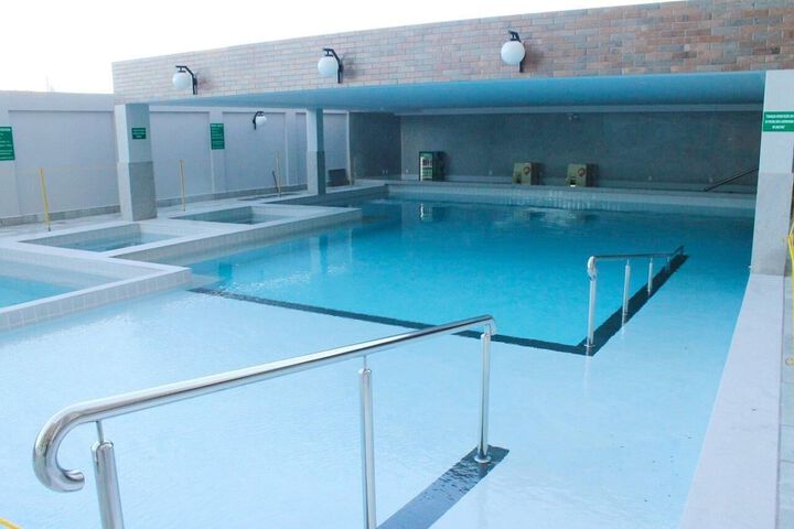 Pool 43 of 50