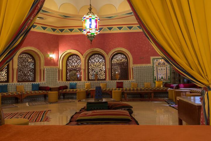 Hotel Lobby