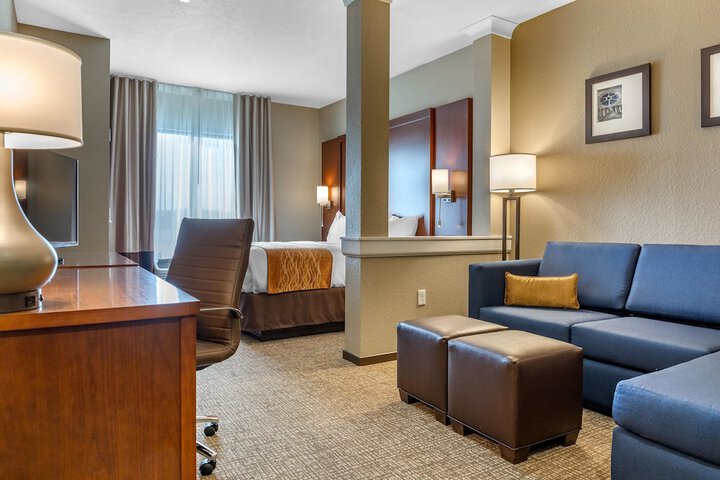 Room 21 of 61