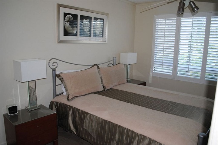 Room 4 of 62