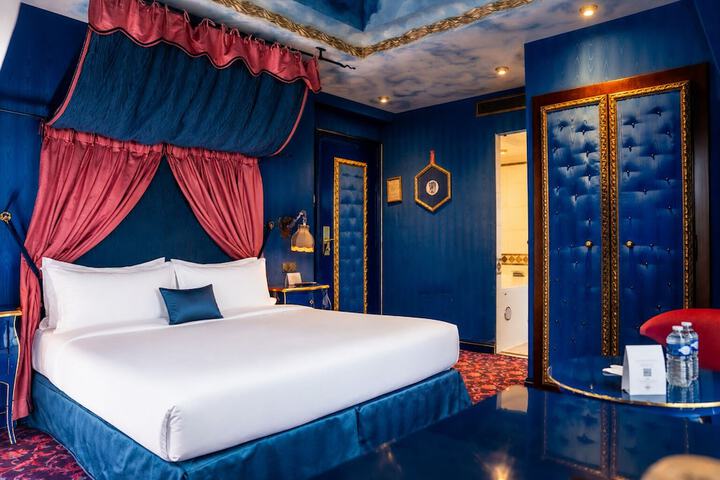 Room 45 of 94