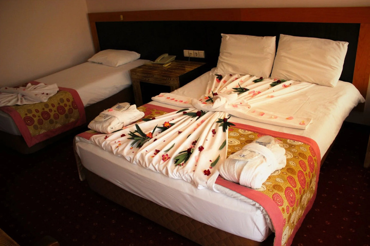 Room 3 of 13