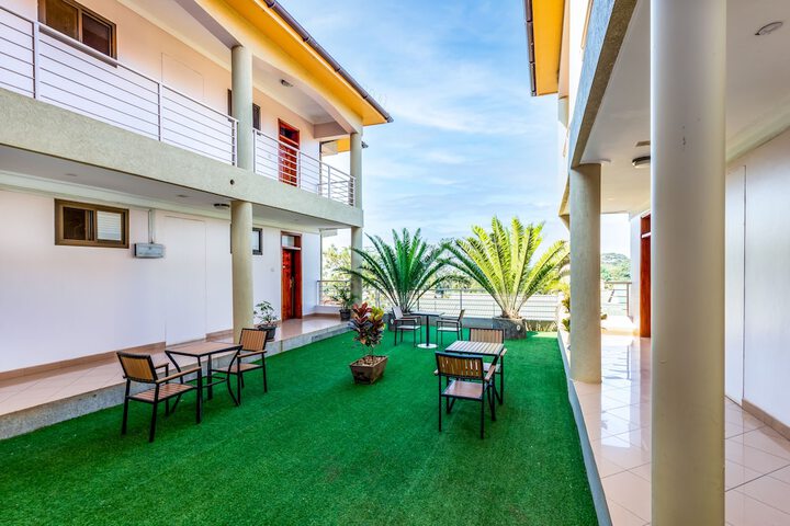 Terrace/Patio 10 of 27