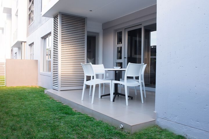 Terrace/Patio 25 of 27