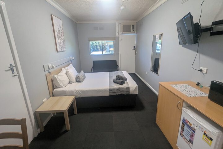 Room 25 of 68