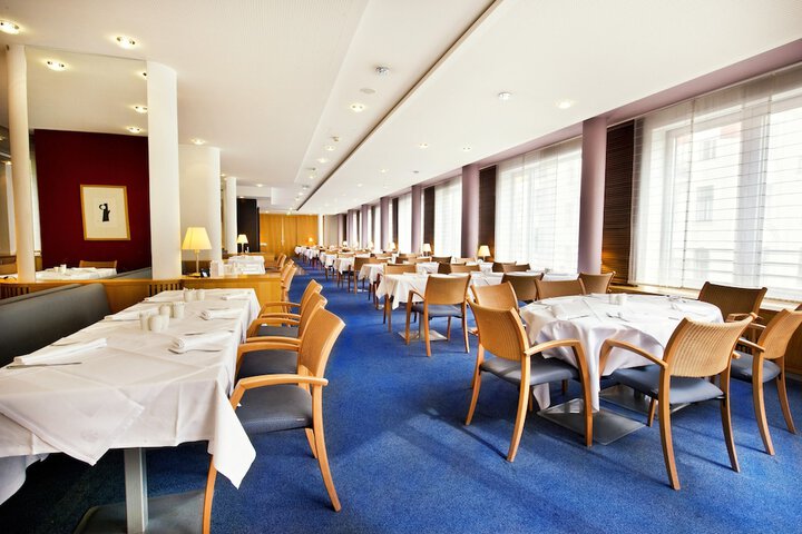 Dining 59 of 70