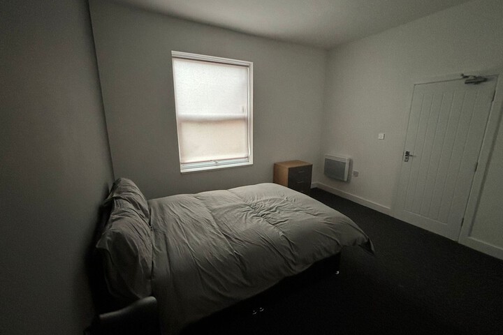 Room 35 of 93