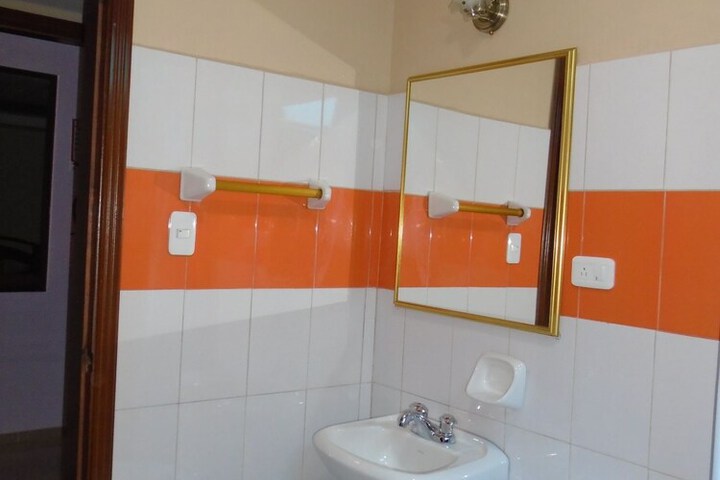 Room 35 of 111