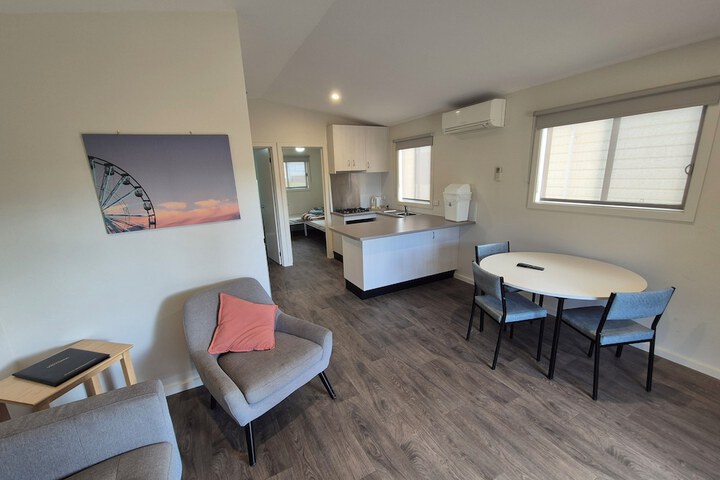 Room 16 of 29